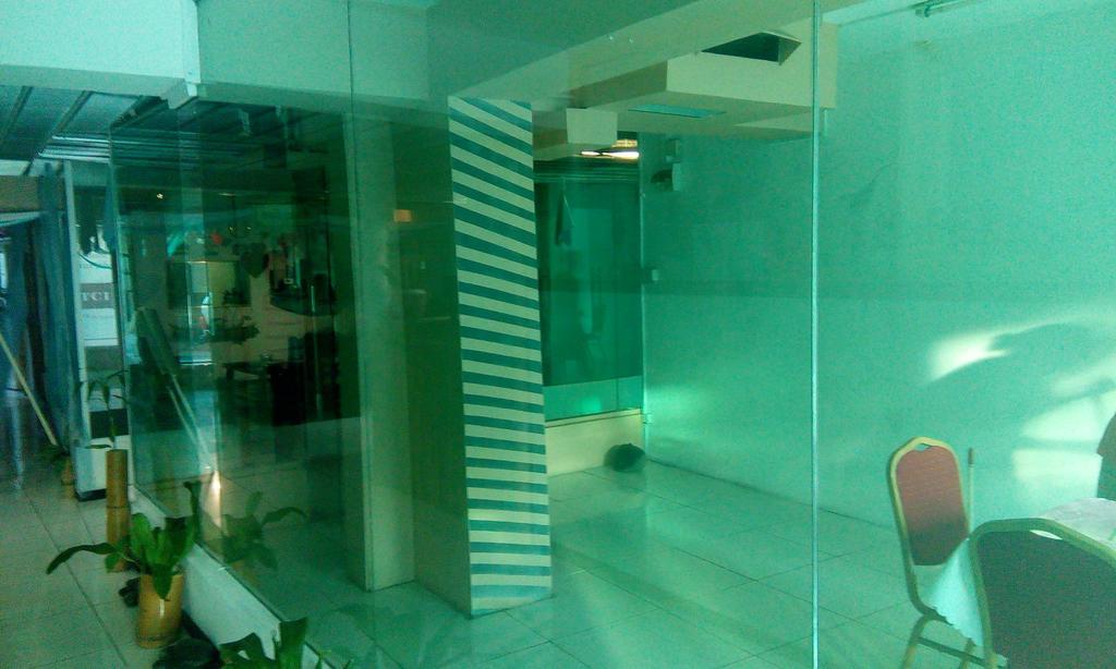 Hypertek Hotel Grand Baie Esterno foto