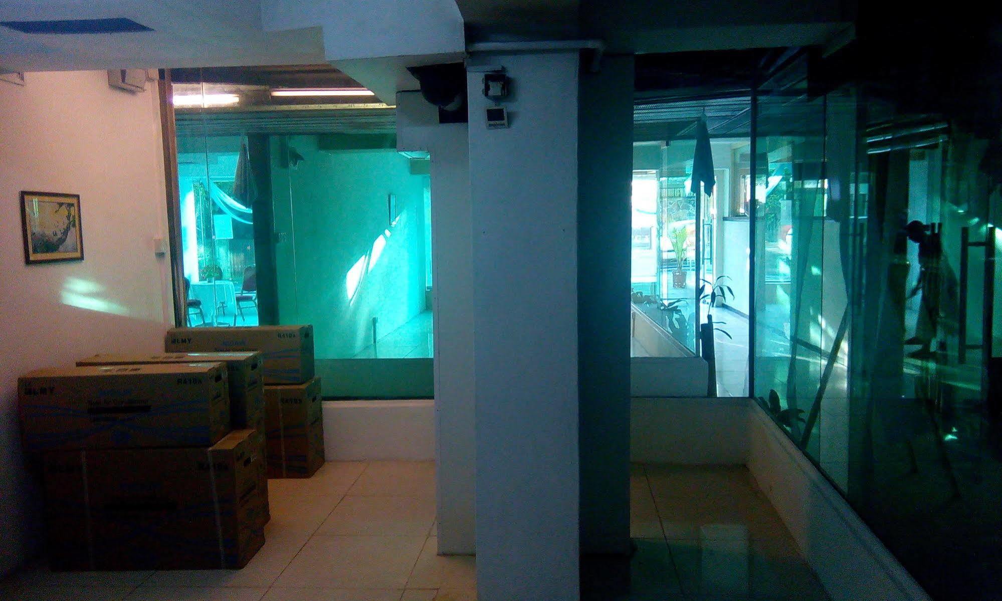 Hypertek Hotel Grand Baie Esterno foto
